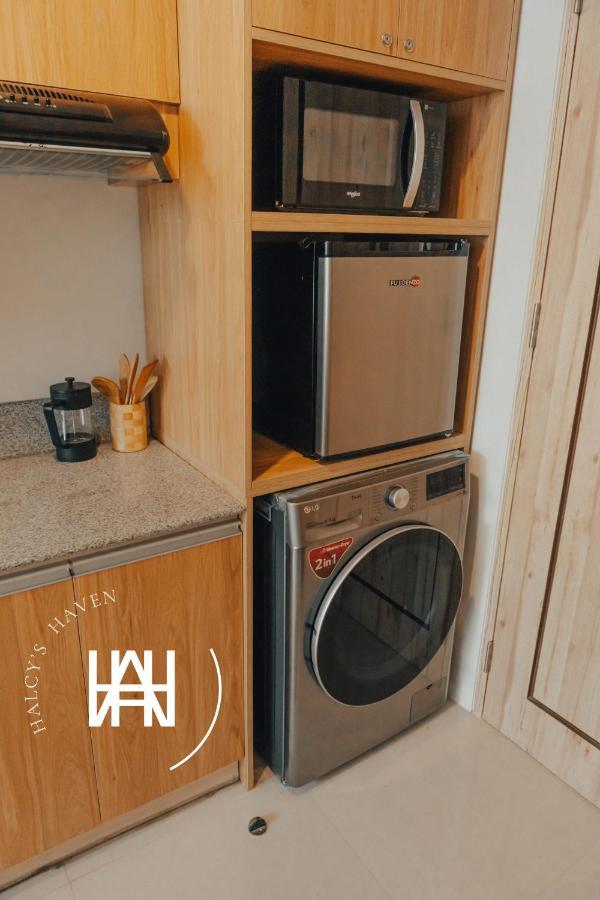Halcy'S Haven, Studio Condo At The Heart Of Davao Екстер'єр фото