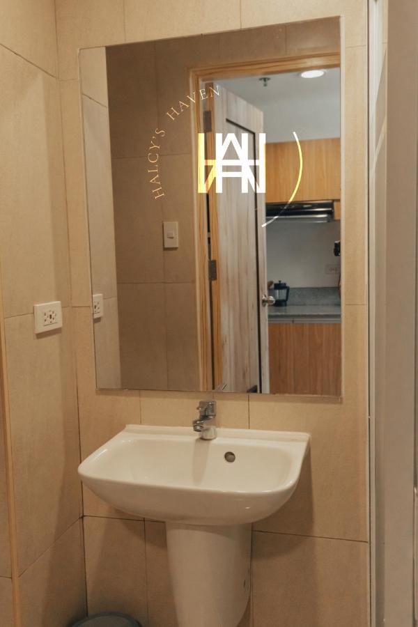 Halcy'S Haven, Studio Condo At The Heart Of Davao Екстер'єр фото